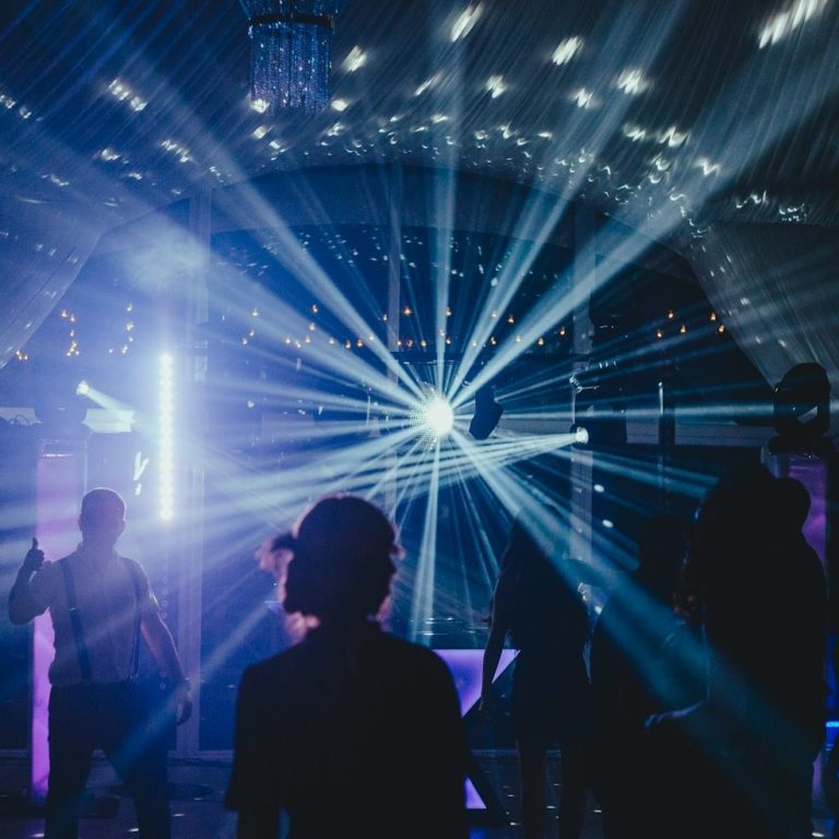 Eventmanagement Osnabrück – Full-Service für Firmenfeiern & Corporate Events in Niedersachsen und NRW Event DJs für Firmenfeiern und Betriebsfeste