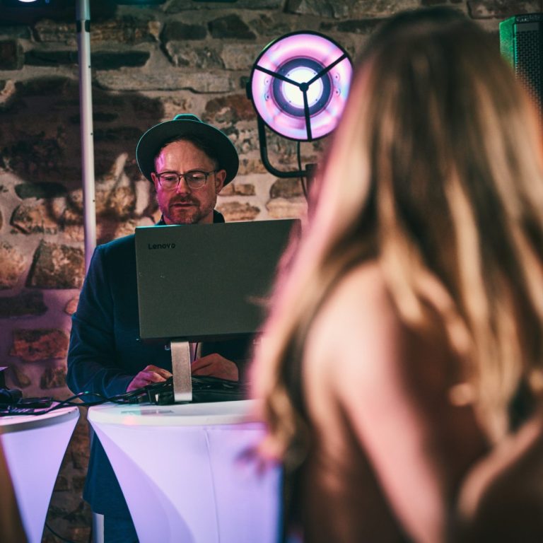 Event DJ & Hochzeits DJ Osnabrück – Professionelle DJs für Ihre Veranstaltung DJ Service für Hochzeiten